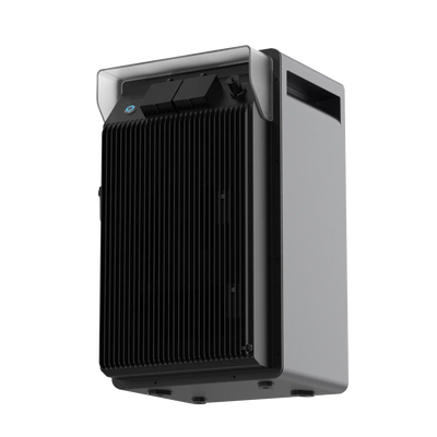 Conow Lyra 2500 Pro – Anschlüsse mit Schuko-Steckdosen und MC4-Eingängen